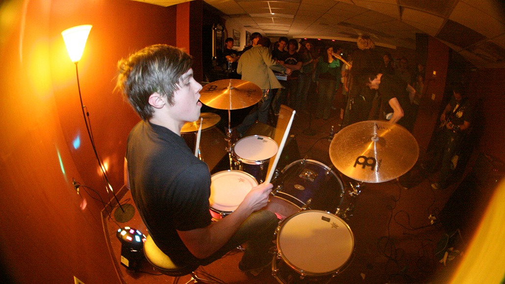 Jajo copywriter in a band